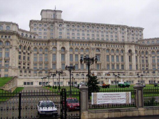 0422 - Il palazzo del parlamento 270mX240X84 (Ceausescu)